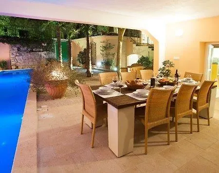 Vertigo Palace Villa