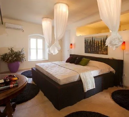 Vertigo Palace Villa Jelsa (Hvar)