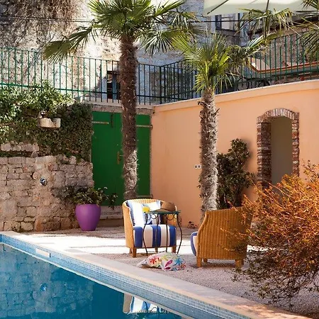 Vertigo Palace Villa